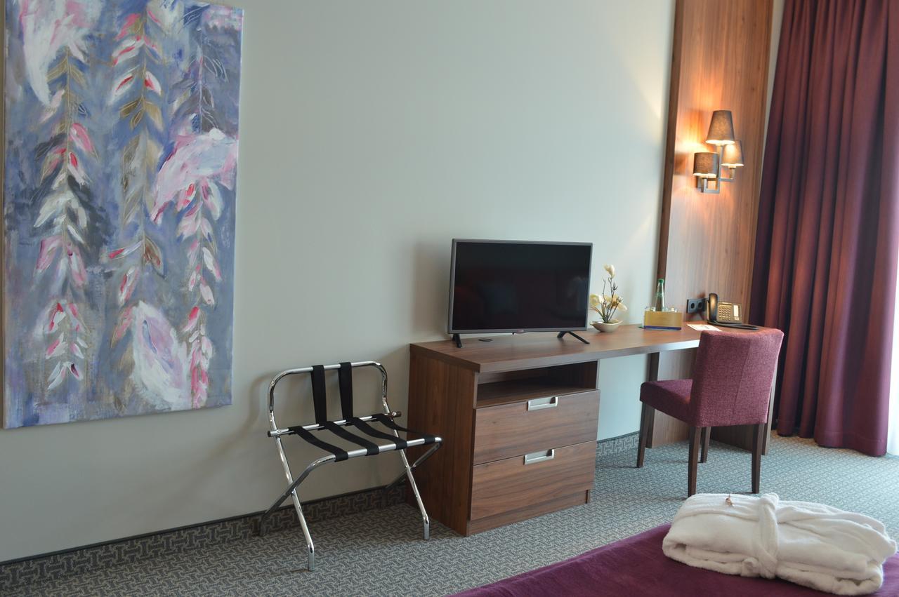 Sante Royale Hotel- & Gesundheitsresort 巴特朗根萨尔察 外观 照片